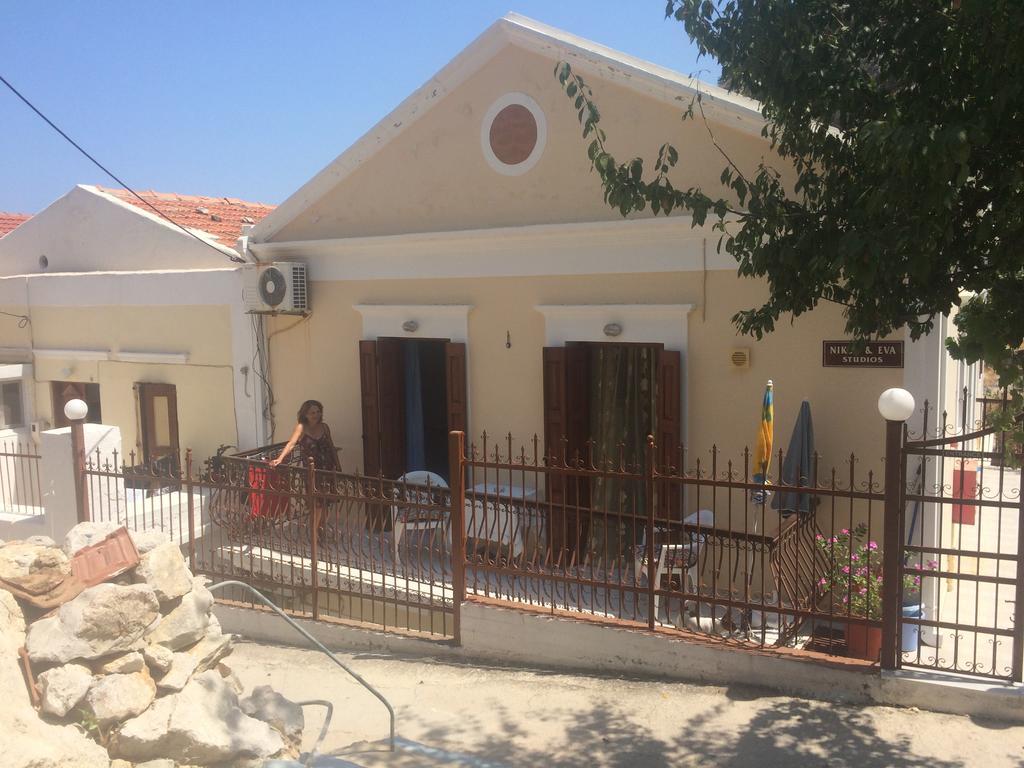 Nikos And Eva Studios Simi Dış mekan fotoğraf